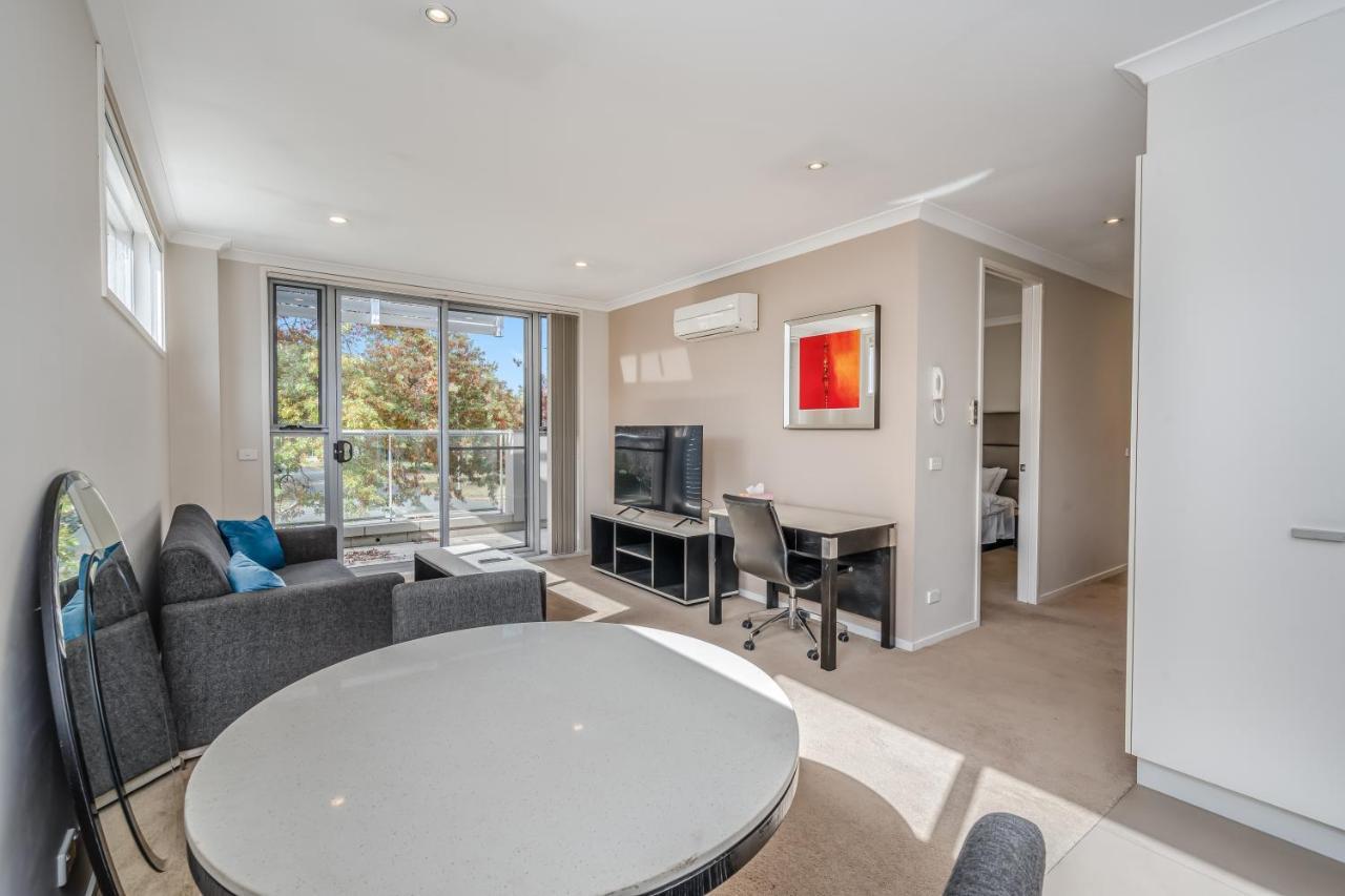 Apartment One Bedroom In Braddon Canberra